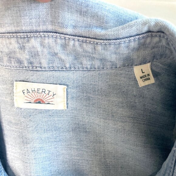 Faherty Tried & True Chambray Oakley Dress Arctic Sea Wash Women’s Size Large - Picture 4 of 8